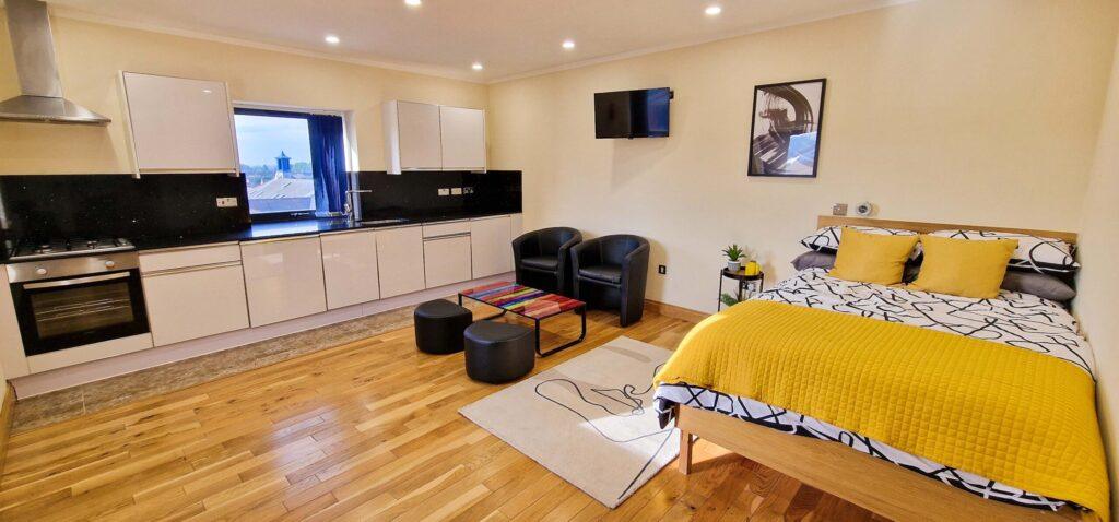 Premier deluxe studio room in private student accommodation in Nottingham.